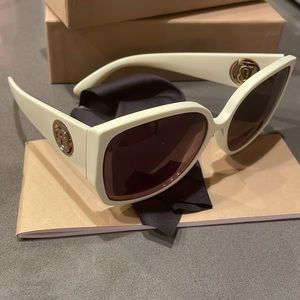 Burberry cream sunglasses